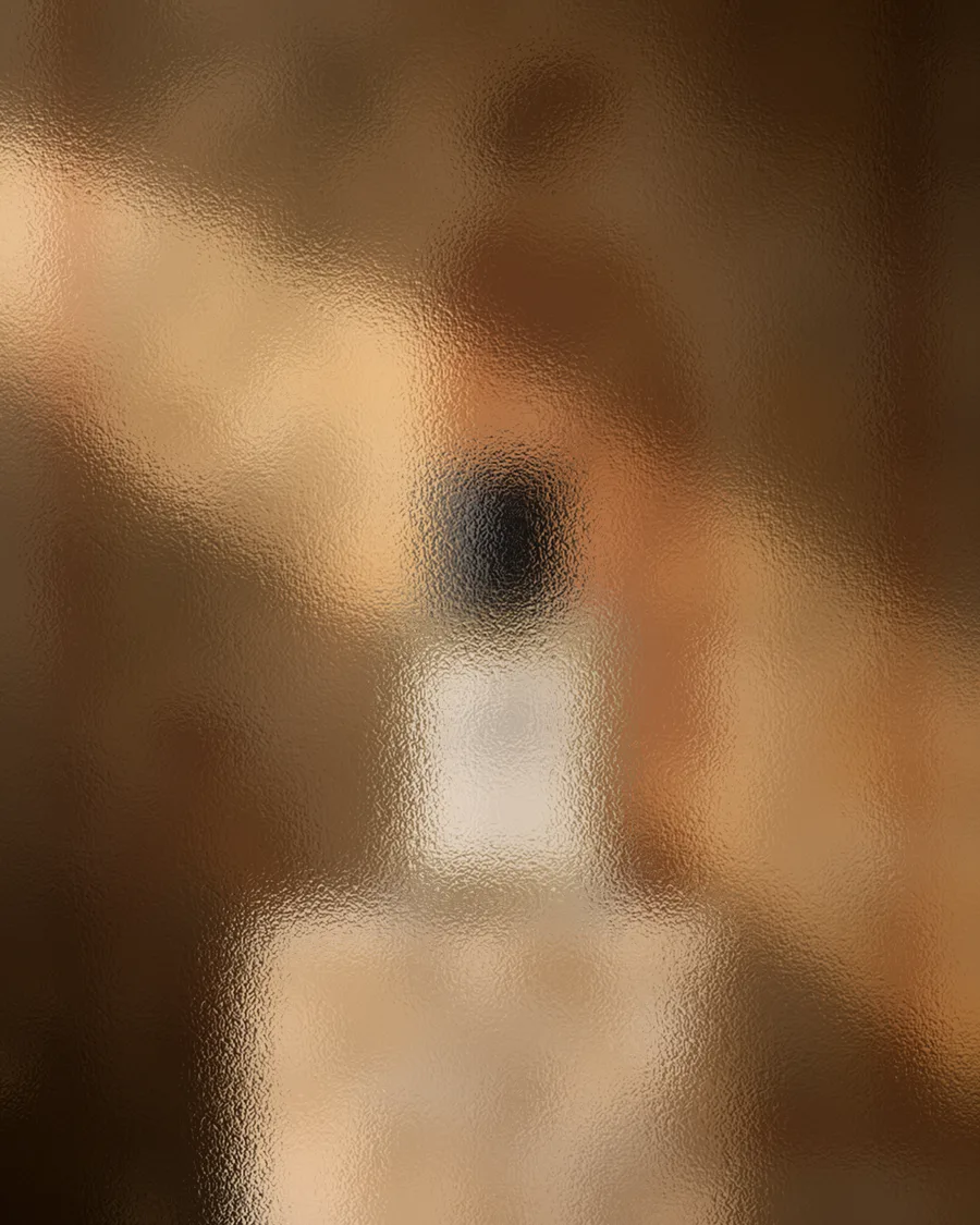 TRACE eau de parfum on Limburg marlstone, against a warm, shadowed fresco